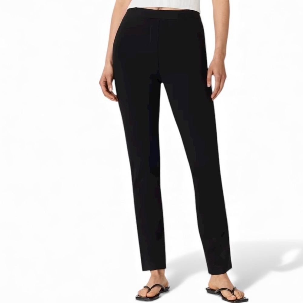 Vince Front Seam Ankle Pants Size Small (26.5” Inseam) in excellent condition